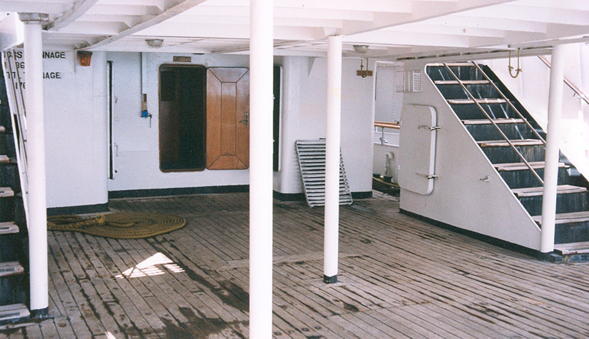 Dive Deck